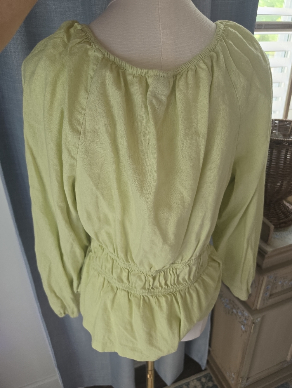 Universal Thread Top - Picture 4 of 5